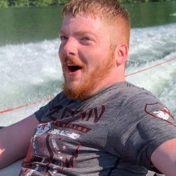 Meet your Posher, Erica - Picture 2 of 4